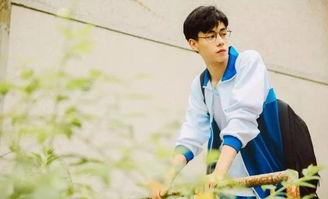 张逸杰被爆料踢饭视频,娱乐圈风波再起